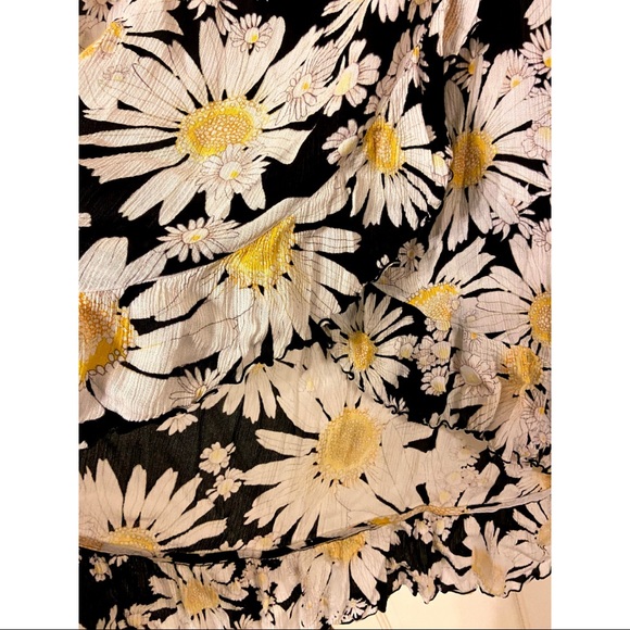 NWOT Plus Size LC Lauren Conrad Daisy Wrap Skirt Size 1X - Picture 5 of 8